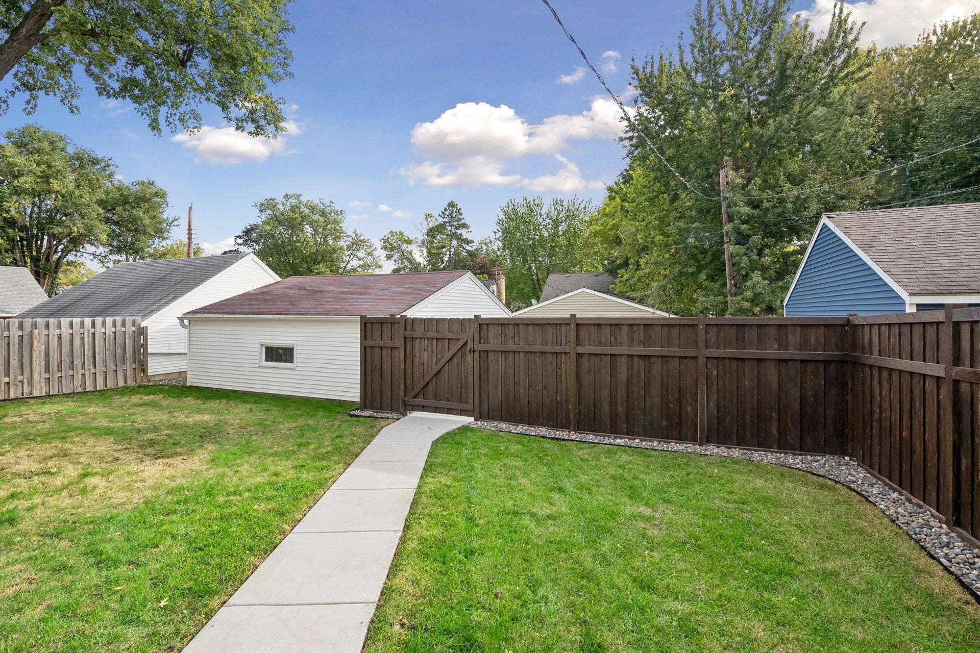 3233 Edgewood Avenue S, Saint Louis Park, MN 55426 3233 Edgewood Avenue S, Saint Louis Park, MN 55426