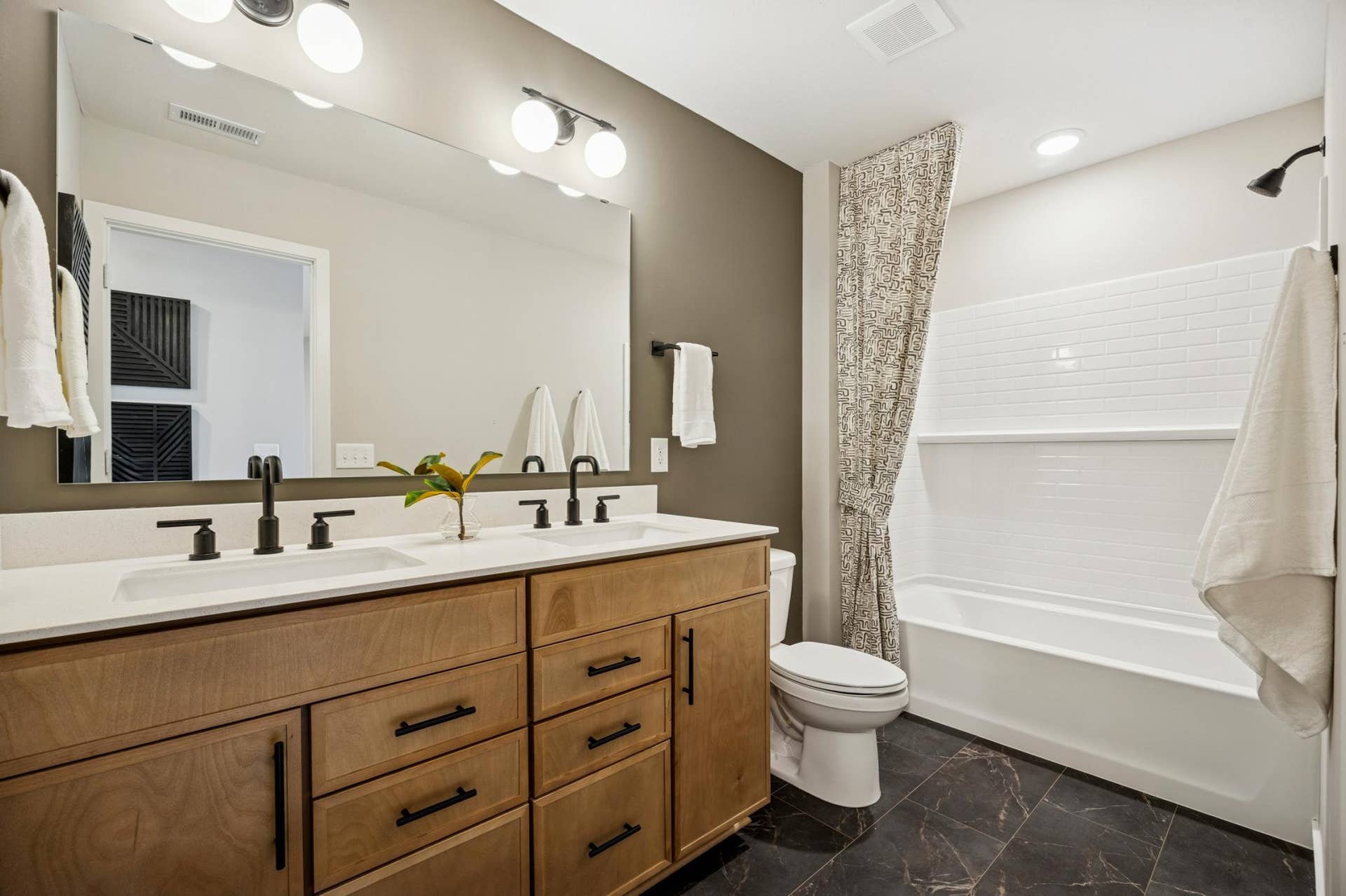 1831 Tamarack Road, Shakopee, MN 55379 Photo of Model Home.