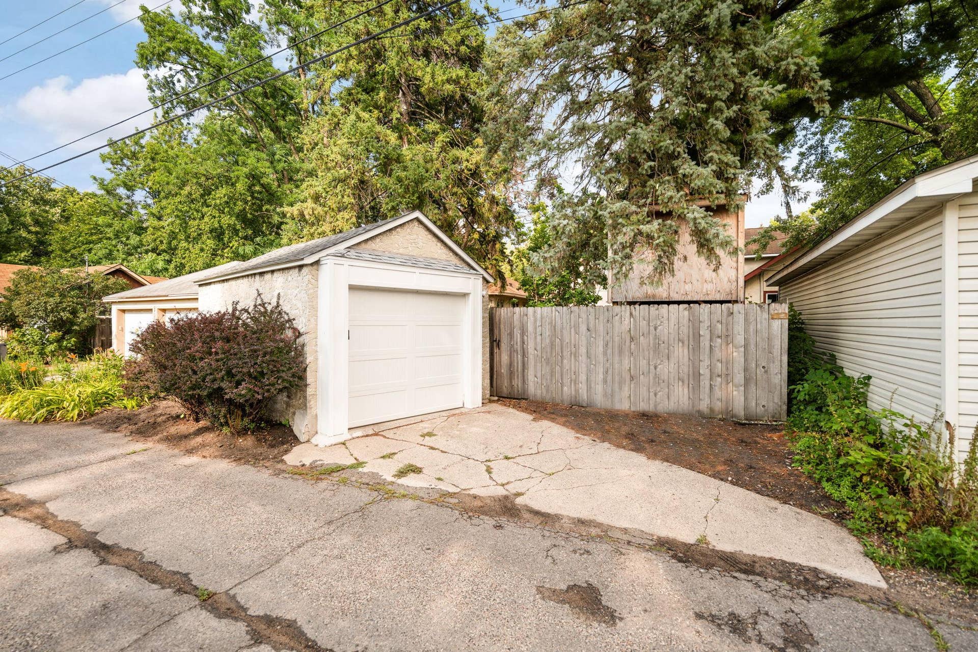 2410 35th Avenue S, 67, Minneapolis, MN 55406