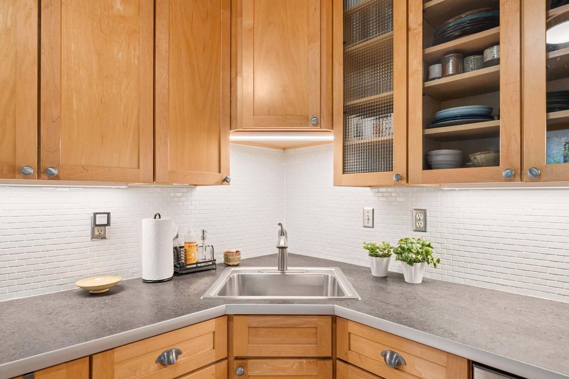 2410 35th Avenue S, 67, Minneapolis, MN 55406