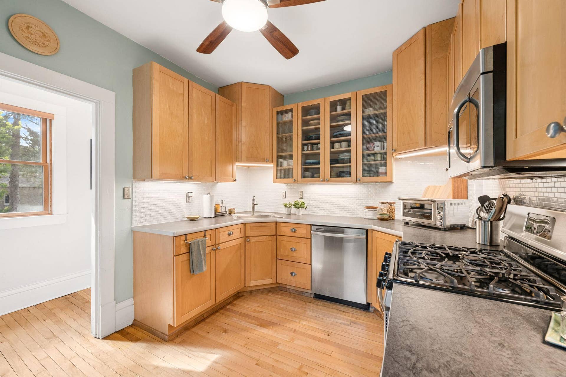 2410 35th Avenue S, 67, Minneapolis, MN 55406