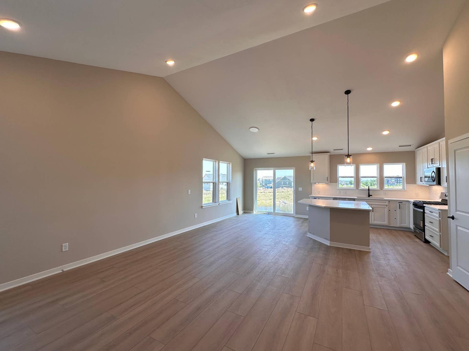 1649 Lund Way, Shakopee, MN 55379 Main Floor Living Area