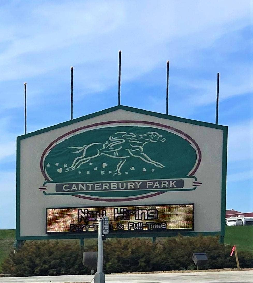 1649 Lund Way, Shakopee, MN 55379 Canterbury Park Sign