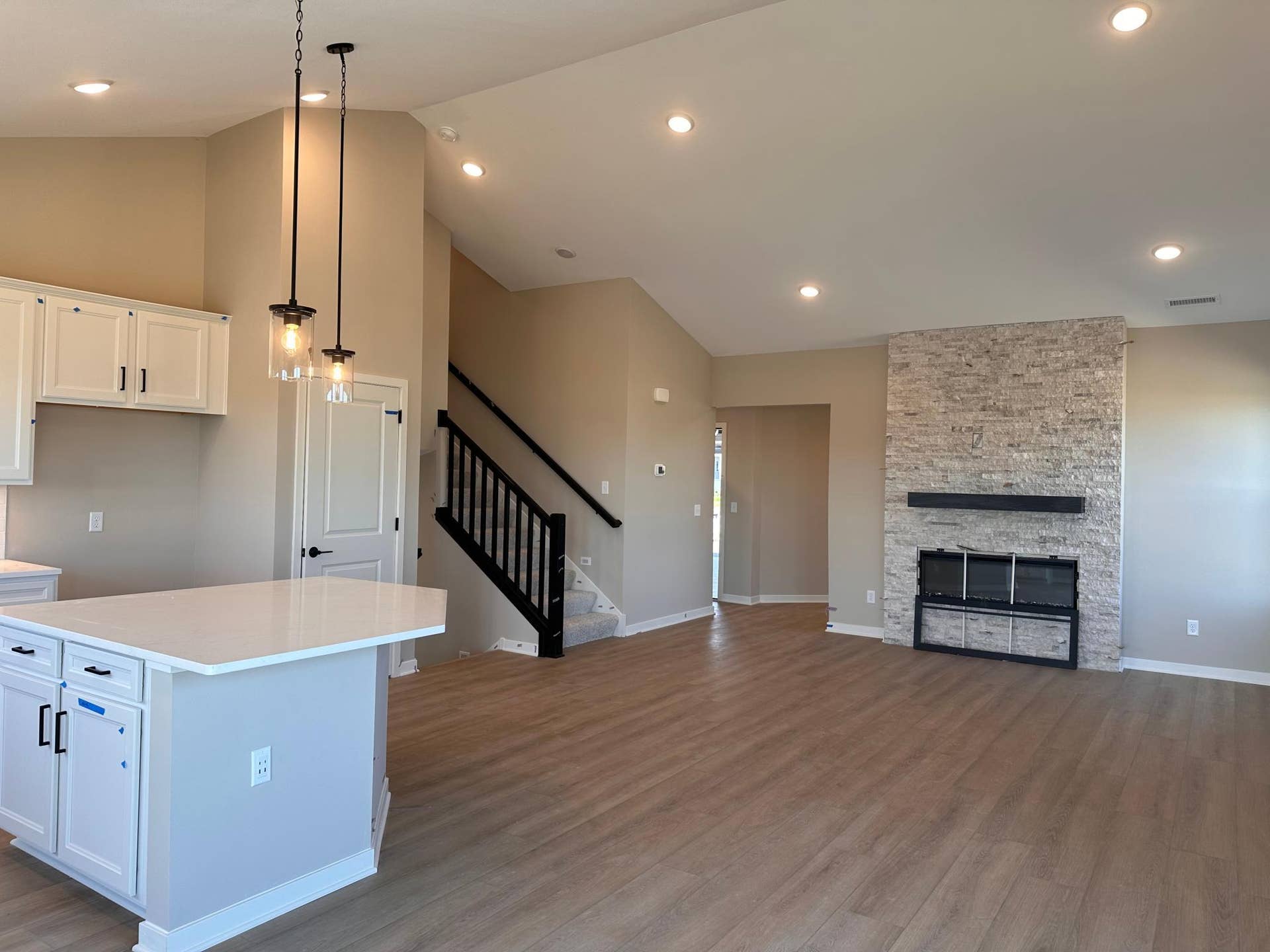 1649 Lund Way, Shakopee, MN 55379 Main Floor Living Area