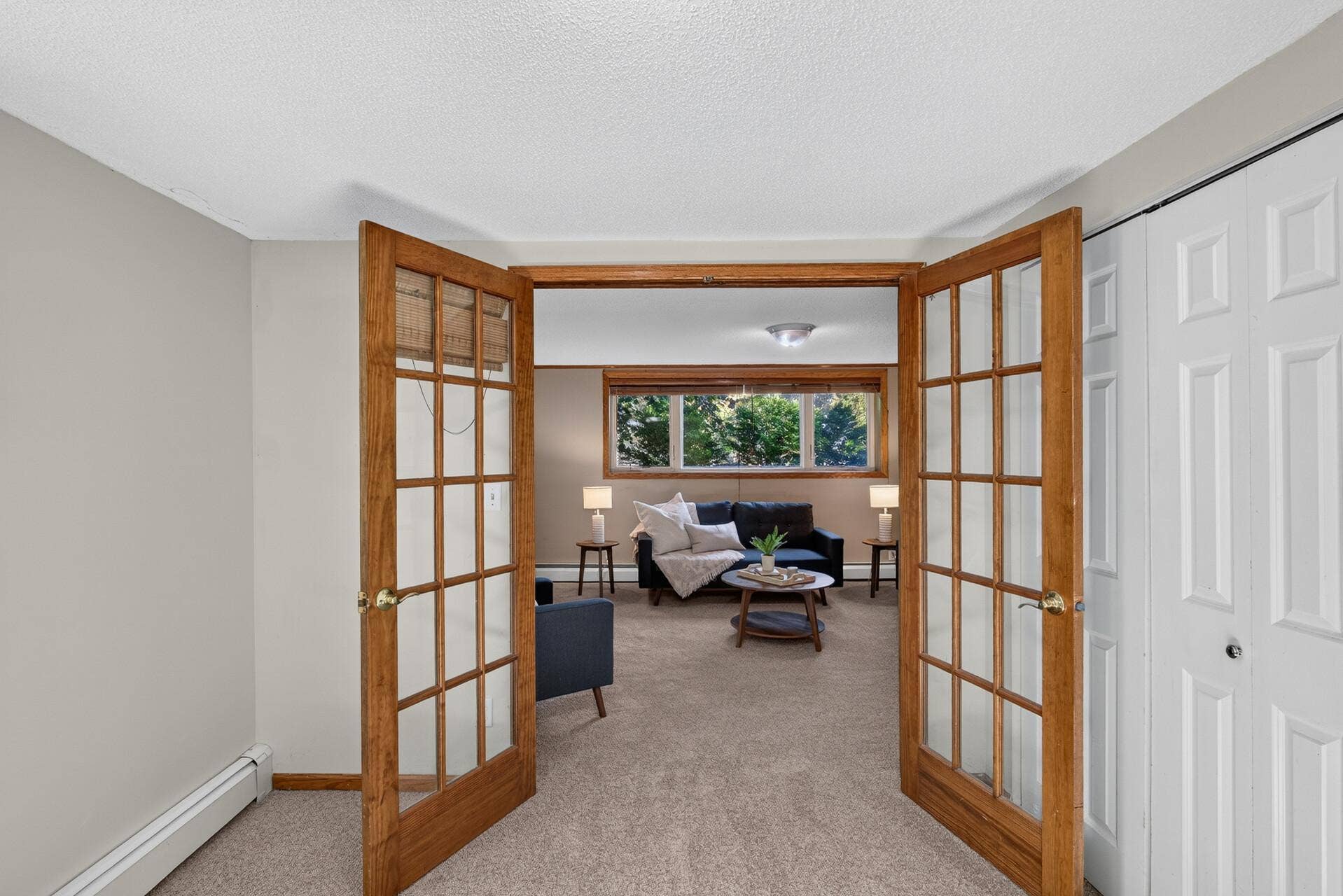 82_11213_River_Hills27 (1)_mls.jpg