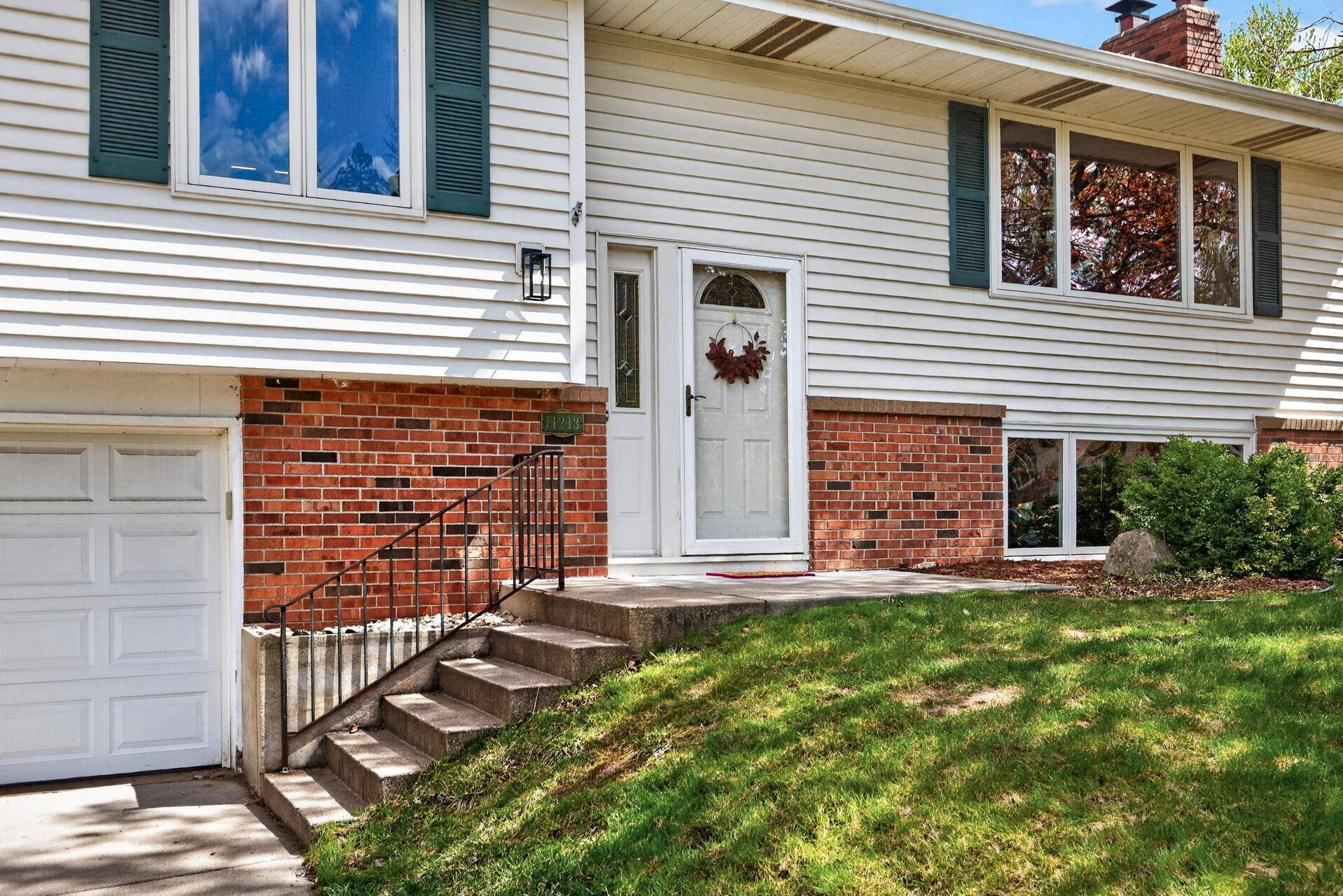 Enjoy maintenance-free vinyl siding on all sides  beautiful curb appeal without the upkeep!