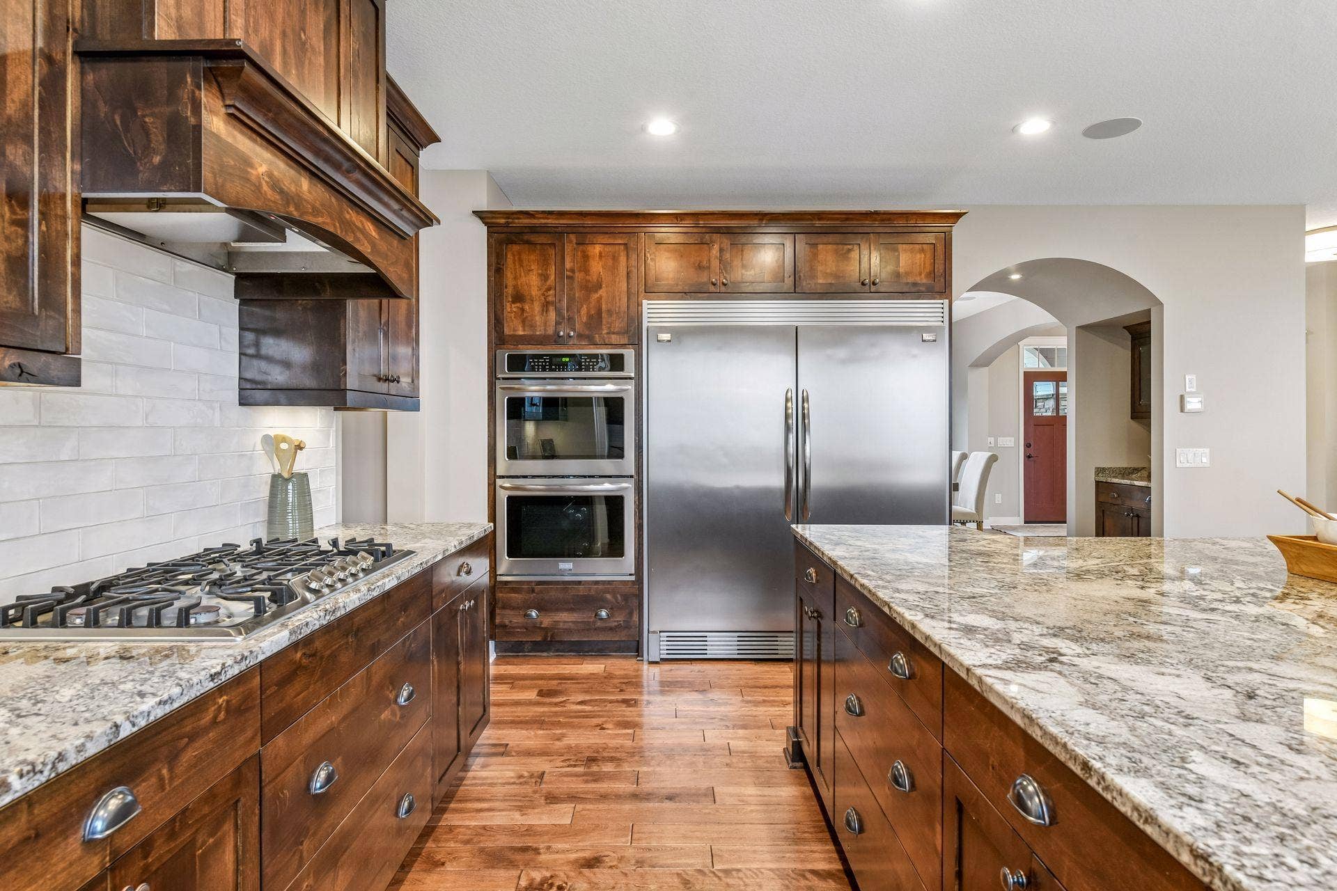 2444 Woods Drive, Victoria, MN 55386 2444 Woods Drive, Victoria, MN 55386