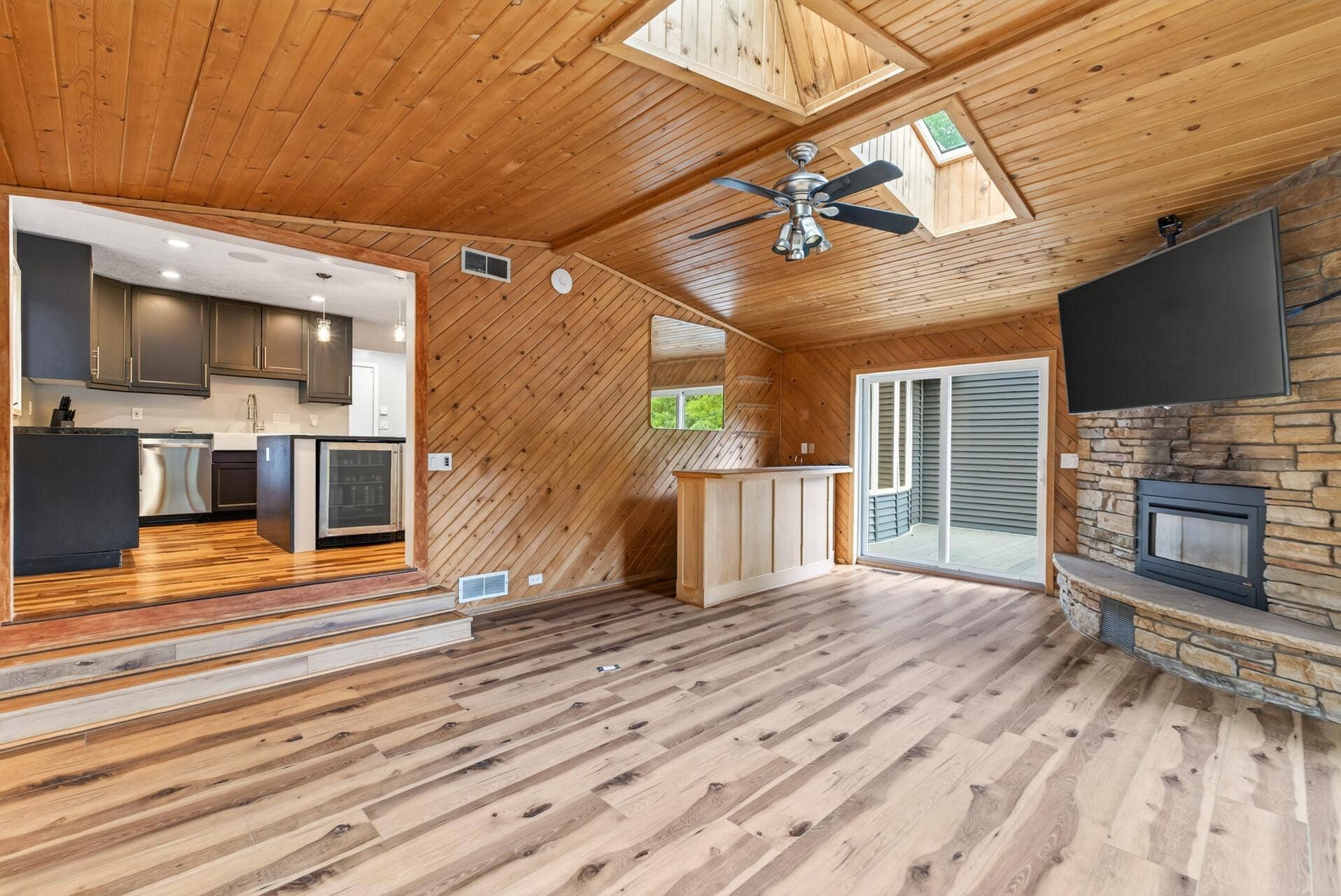 14797 192nd Avenue NW, Elk River, MN 55330 14797 192nd Avenue NW, Elk River, MN 55330
