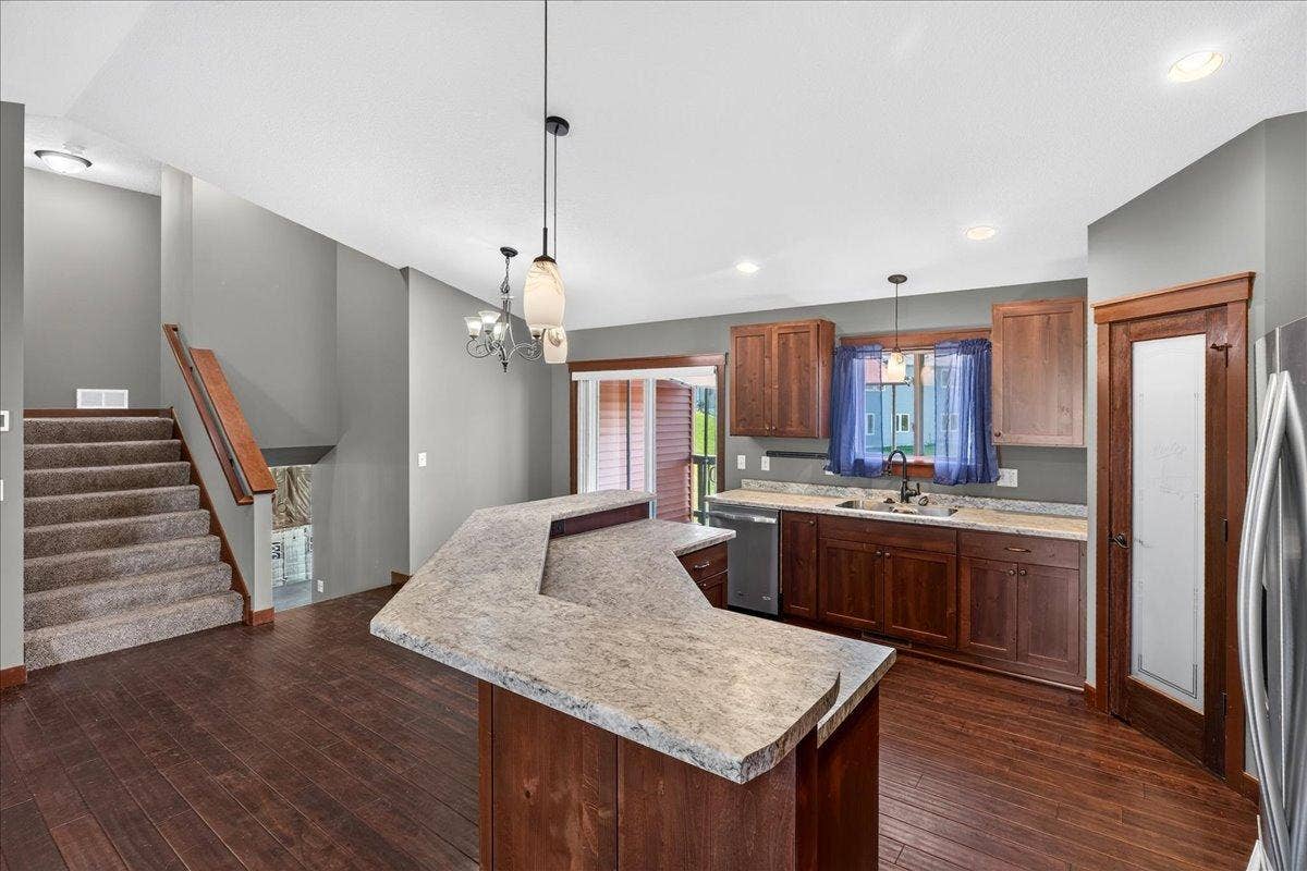 1125 Wyoming Street, Roberts, WI 54023 22-022.jpg