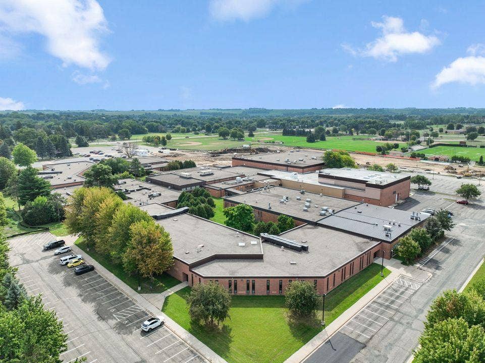 859 Stoneridge Parkway, Dundas, MN 55019 Northfield High School Campus.
