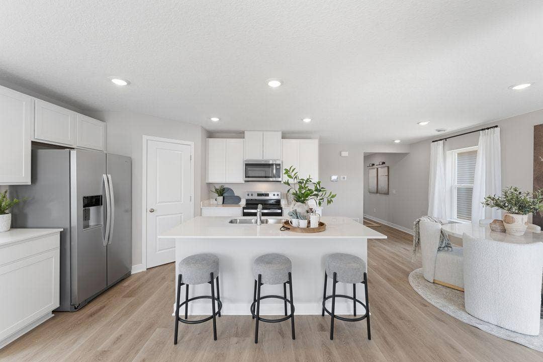 859 Stoneridge Parkway, Dundas, MN 55019 Welcome home to the Ferguson model at Cannon Ridge!