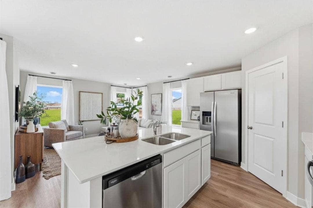 859 Stoneridge Parkway, Dundas, MN 55019 Don't overlook the corner pantry! Photo of model home. Colors and finishes may vary.