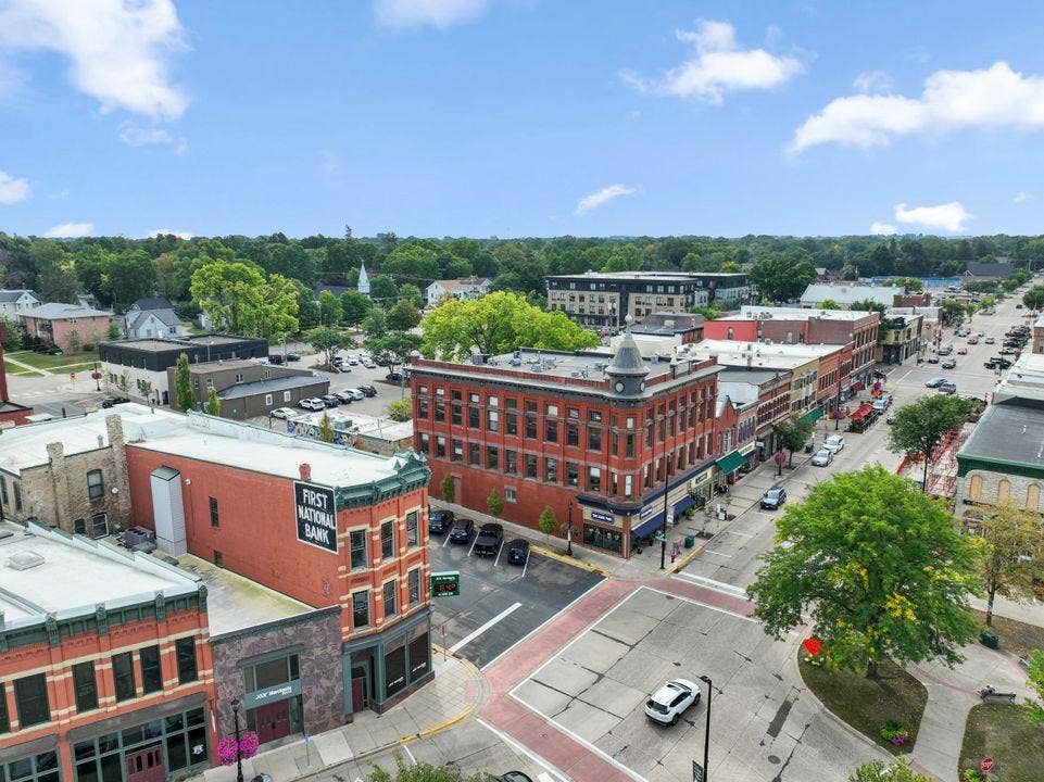 859 Stoneridge Parkway, Dundas, MN 55019 Charming downtown Northfield!