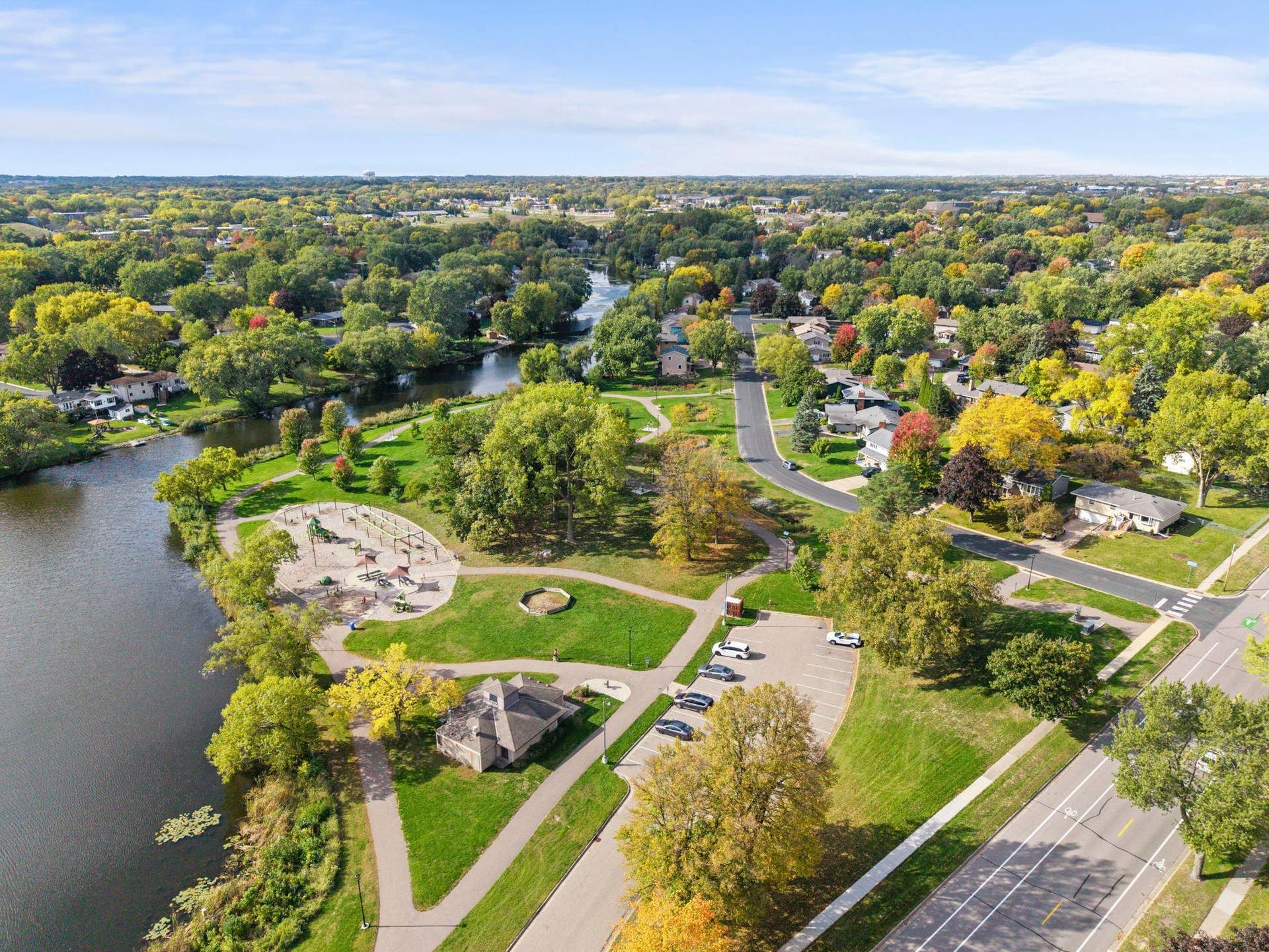 8700 40th Avenue N, New Hope, MN 55427 8700 40th Avenue N, New Hope, MN 55427