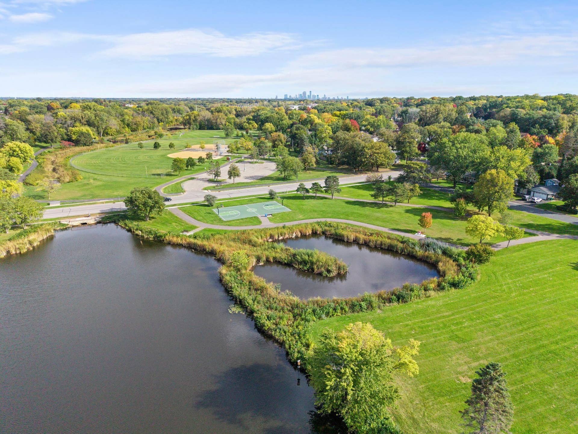8700 40th Avenue N, New Hope, MN 55427 8700 40th Avenue N, New Hope, MN 55427