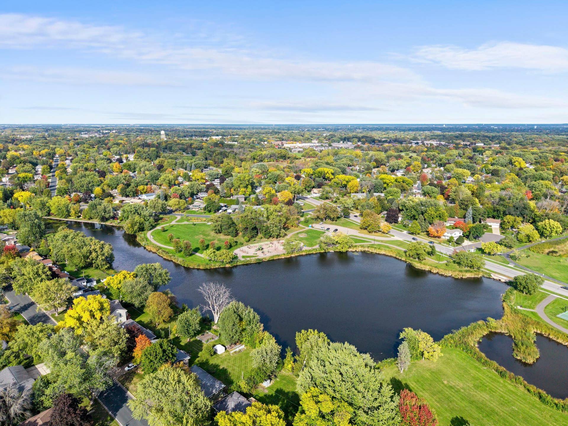 8700 40th Avenue N, New Hope, MN 55427 8700 40th Avenue N, New Hope, MN 55427