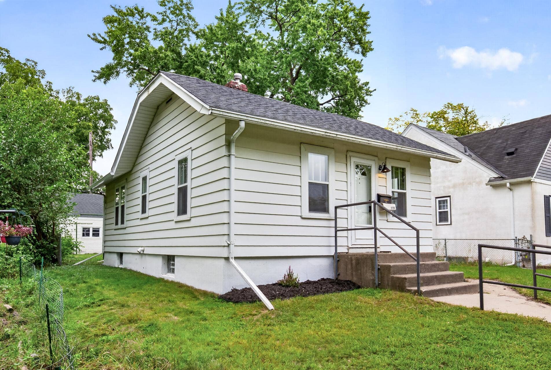 5729 43rd Avenue S, 56, Minneapolis, MN 55417 01_5729_43rd1_mls.jpg