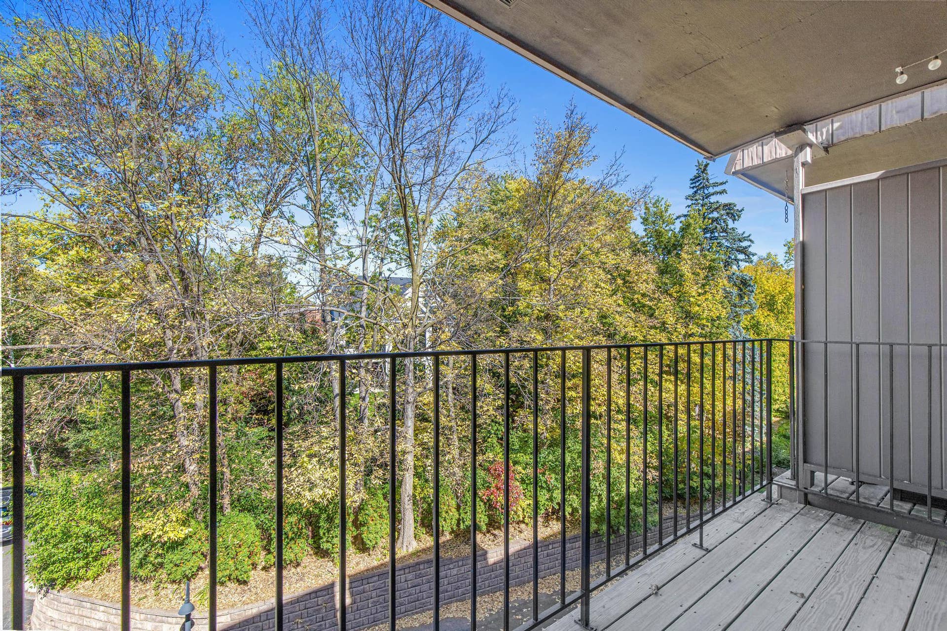 205 Barry Avenue S, #311, Wayzata, MN 55391 205 Barry Avenue S, #311, Wayzata, MN 55391