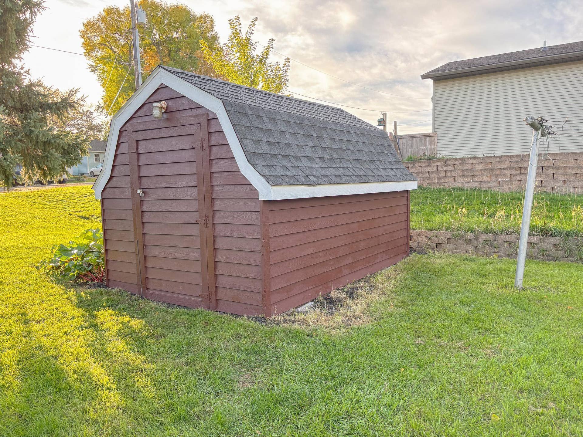 740 E Gustavus Avenue, Fergus Falls, MN 56537 Storage Shed