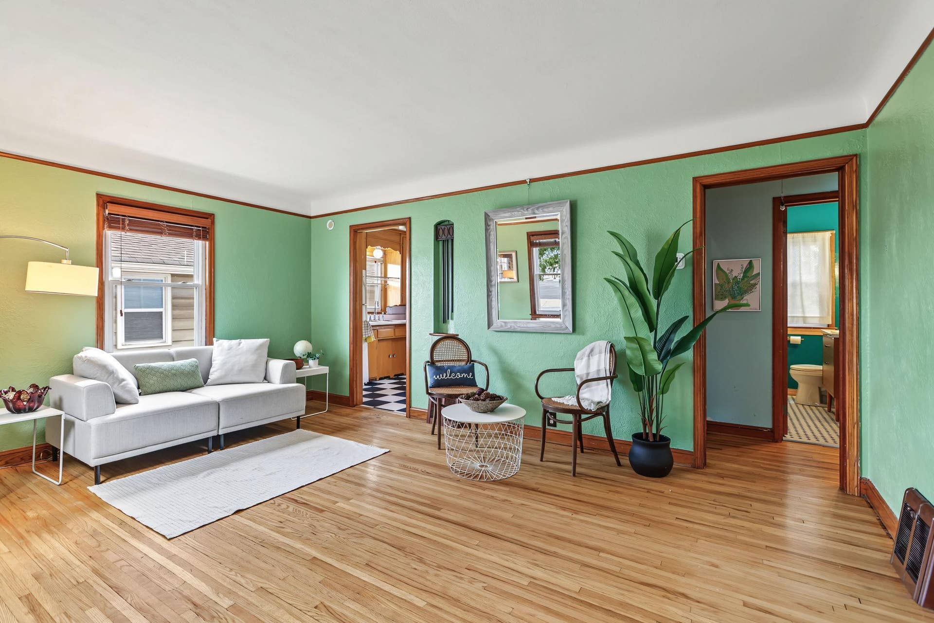 4018 Monroe Street NE, Columbia Heights, MN 55421 Welcome!
