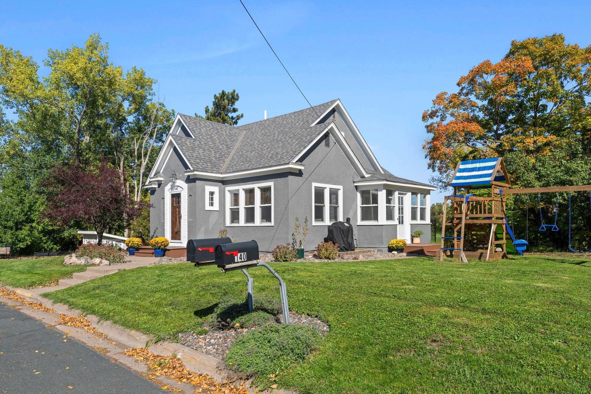 56 - porch side view- 378.jpg