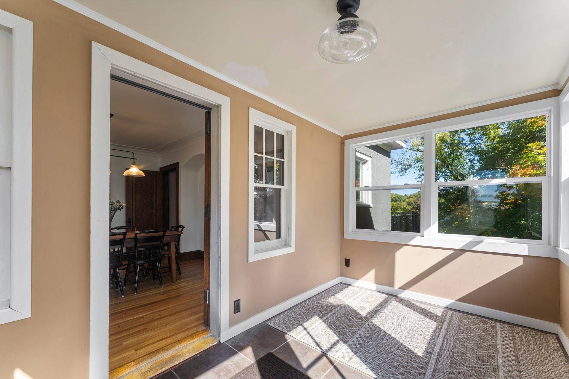 22 - porch 2-113.jpg