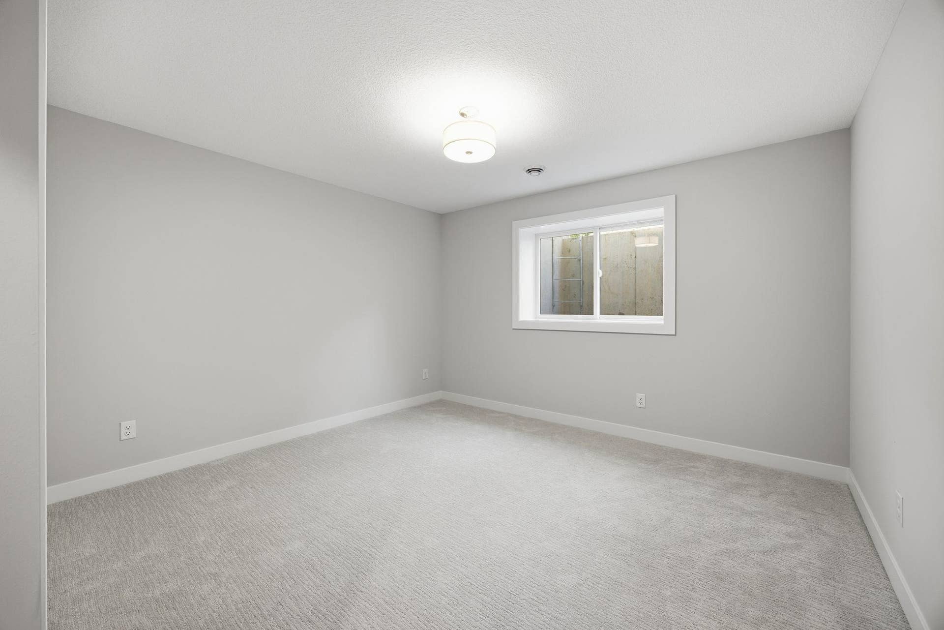 2399 Laurie Court W, Roseville, MN 55113 Bright and Comfortable Lower-Level Bedroom #7