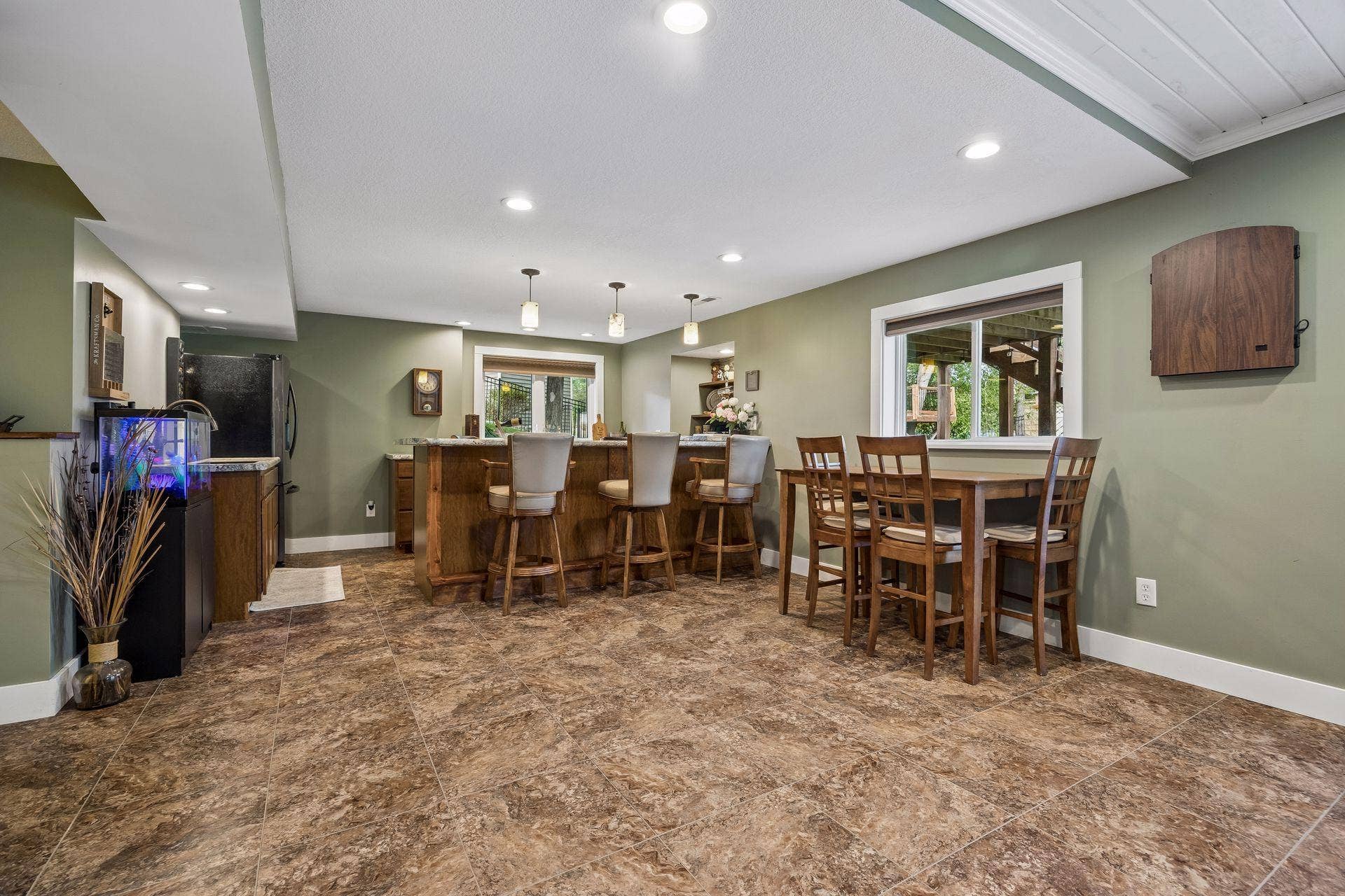 8860 Everest Lane N, Maple Grove, MN 55311