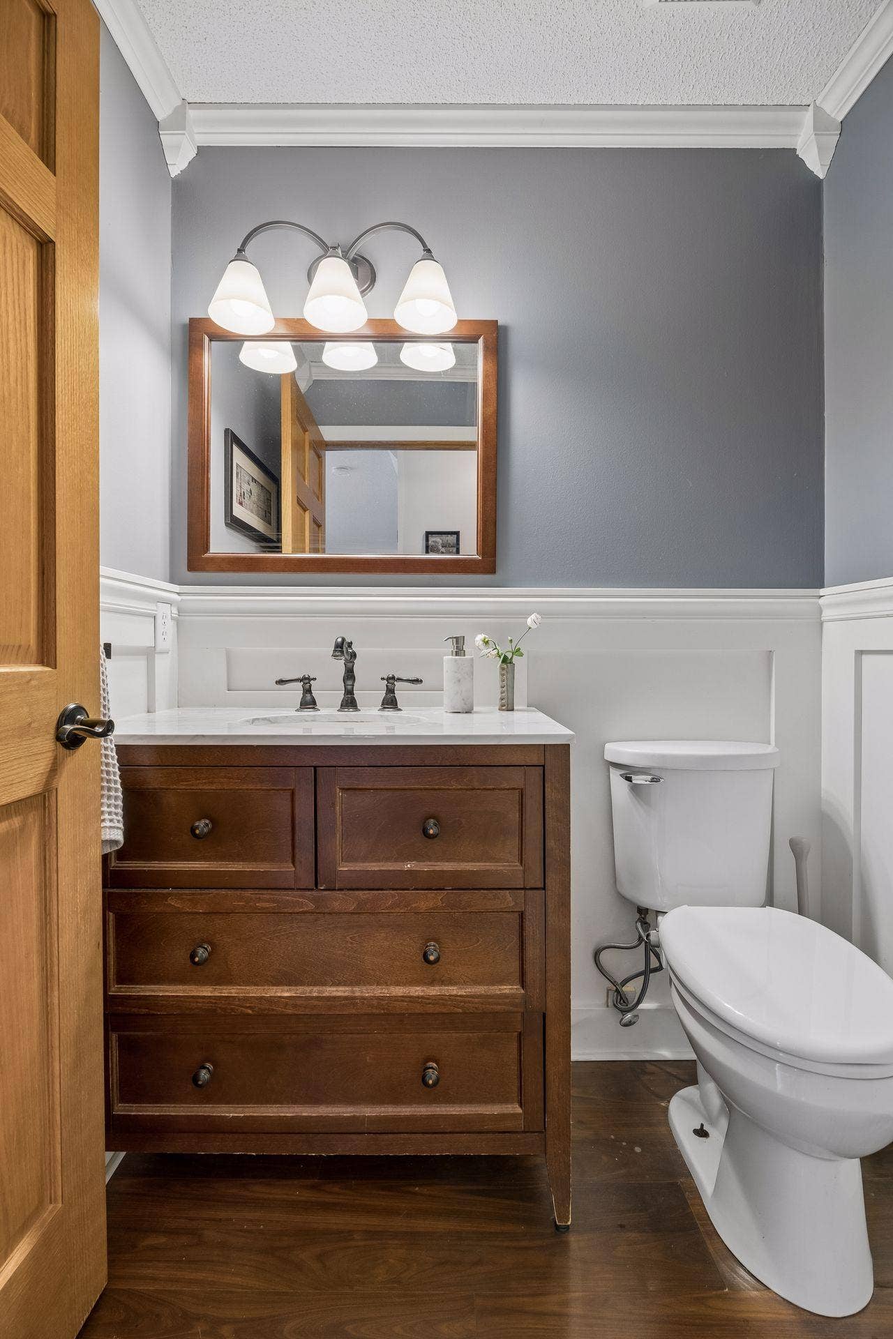 8860 Everest Lane N, Maple Grove, MN 55311