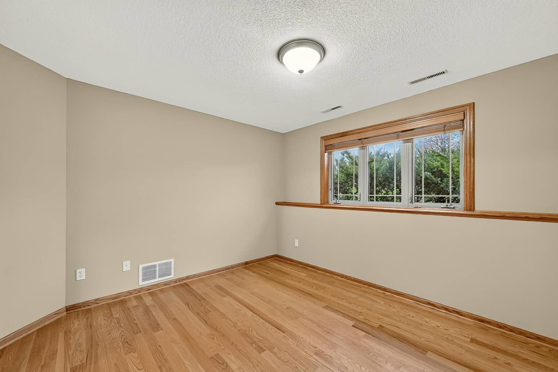 3588 Hart Lane SW, Rochester, MN 55902 DSC_6121.jpg