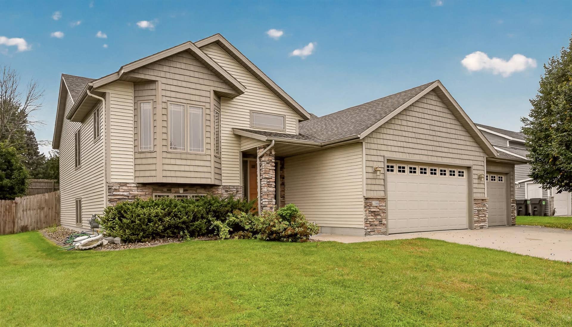 3588 Hart Lane SW, Rochester, MN 55902 DSC_6131.jpg
