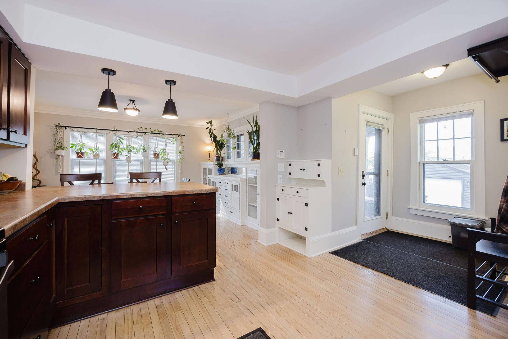 285 Queen Avenue N, 30, Minneapolis, MN 55405 7Z4A9179.jpg