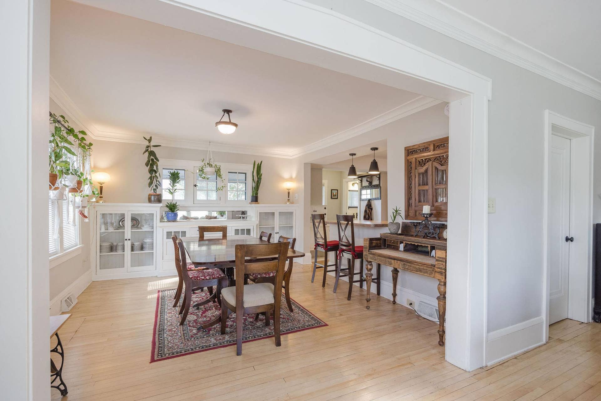 285 Queen Avenue N, 30, Minneapolis, MN 55405 7Z4A9197.jpg