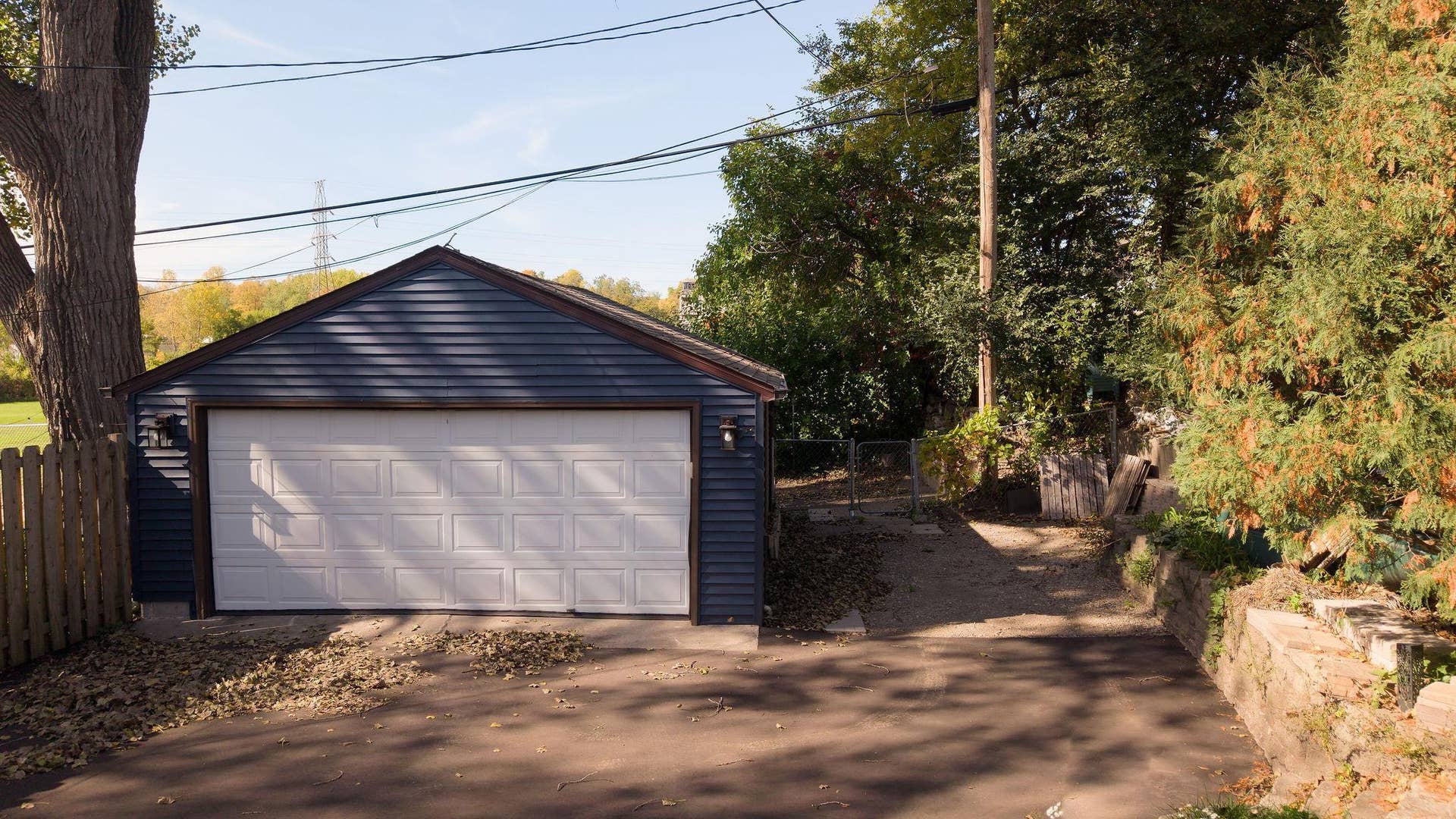 285 Queen Avenue N, 30, Minneapolis, MN 55405 DJI_20261006121243_0130_D.jpg