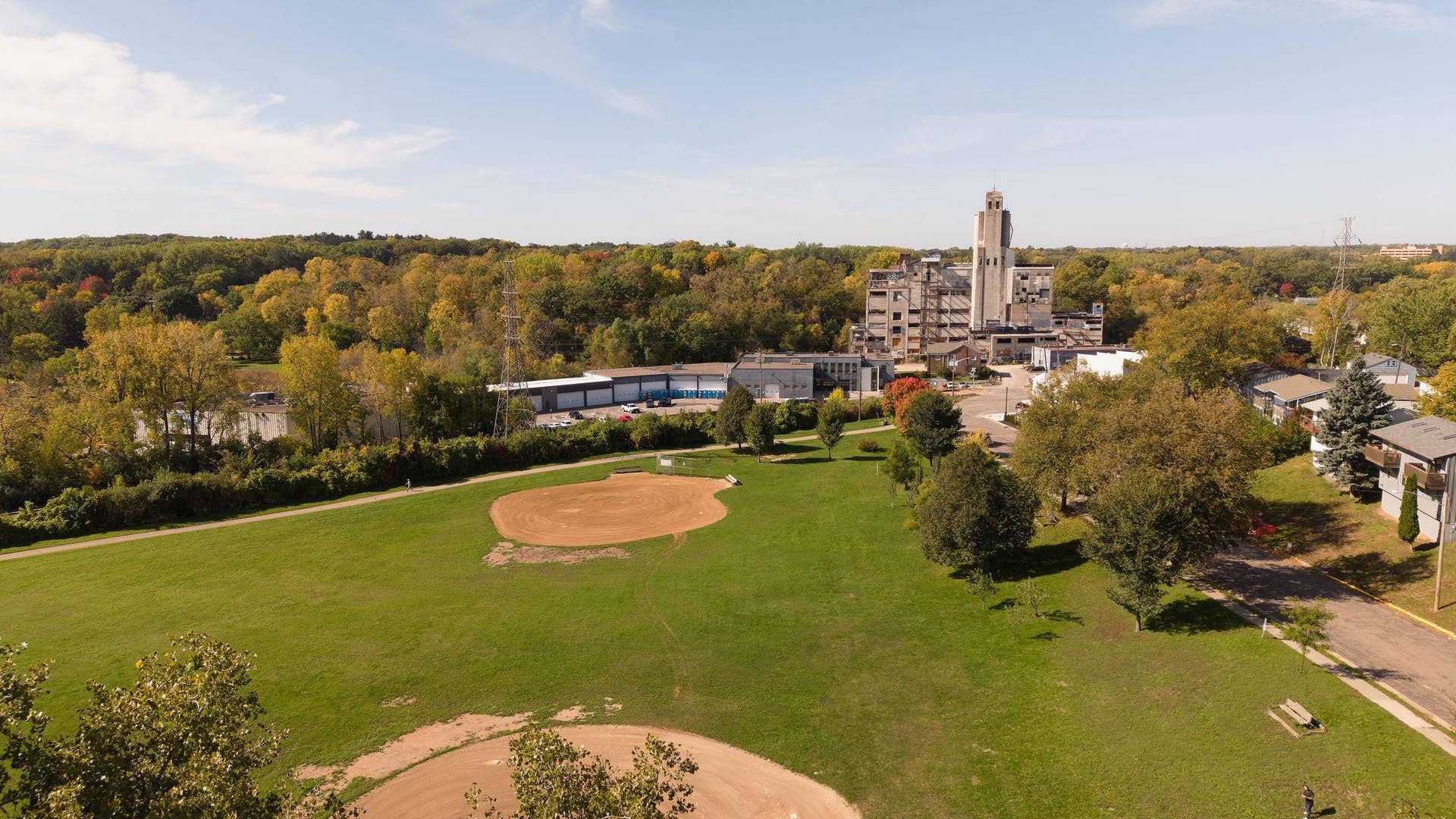 285 Queen Avenue N, 30, Minneapolis, MN 55405 DJI_20261006121946_0140_D.jpg