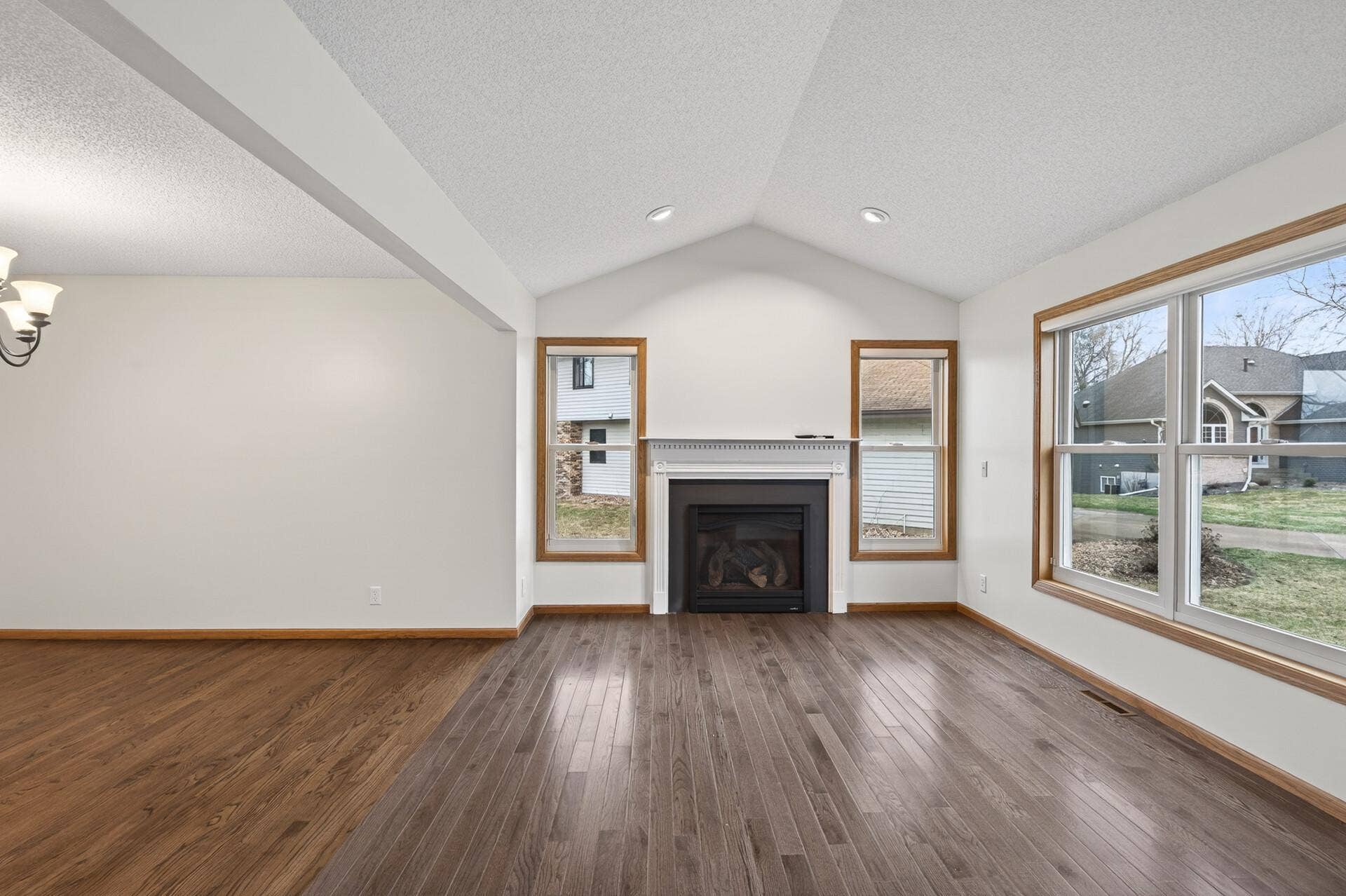 8057 Garfield Street NE, Spring Lake Park, MN 55432