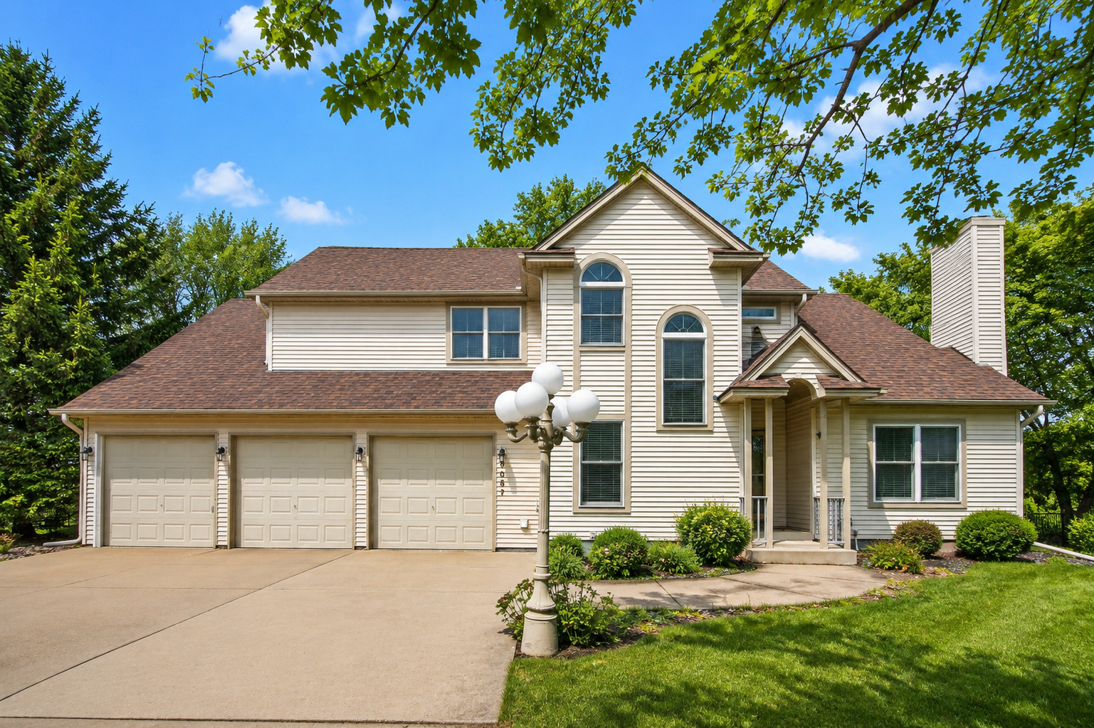8057 Garfield Street NE, Spring Lake Park, MN 55432