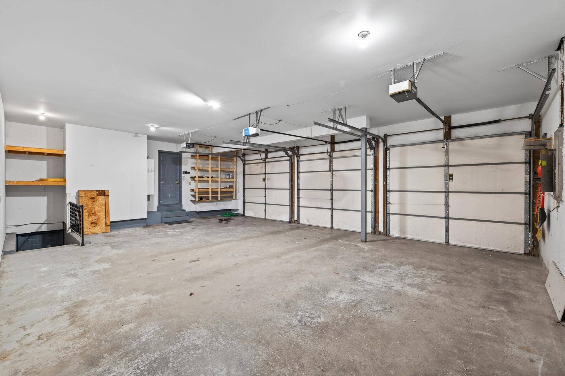 4 car garage