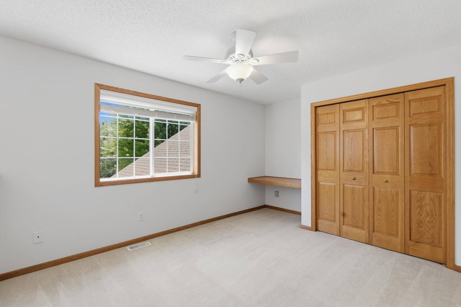 9142 Woodland Drive, Saint Bonifacius, MN 55375 Loft
