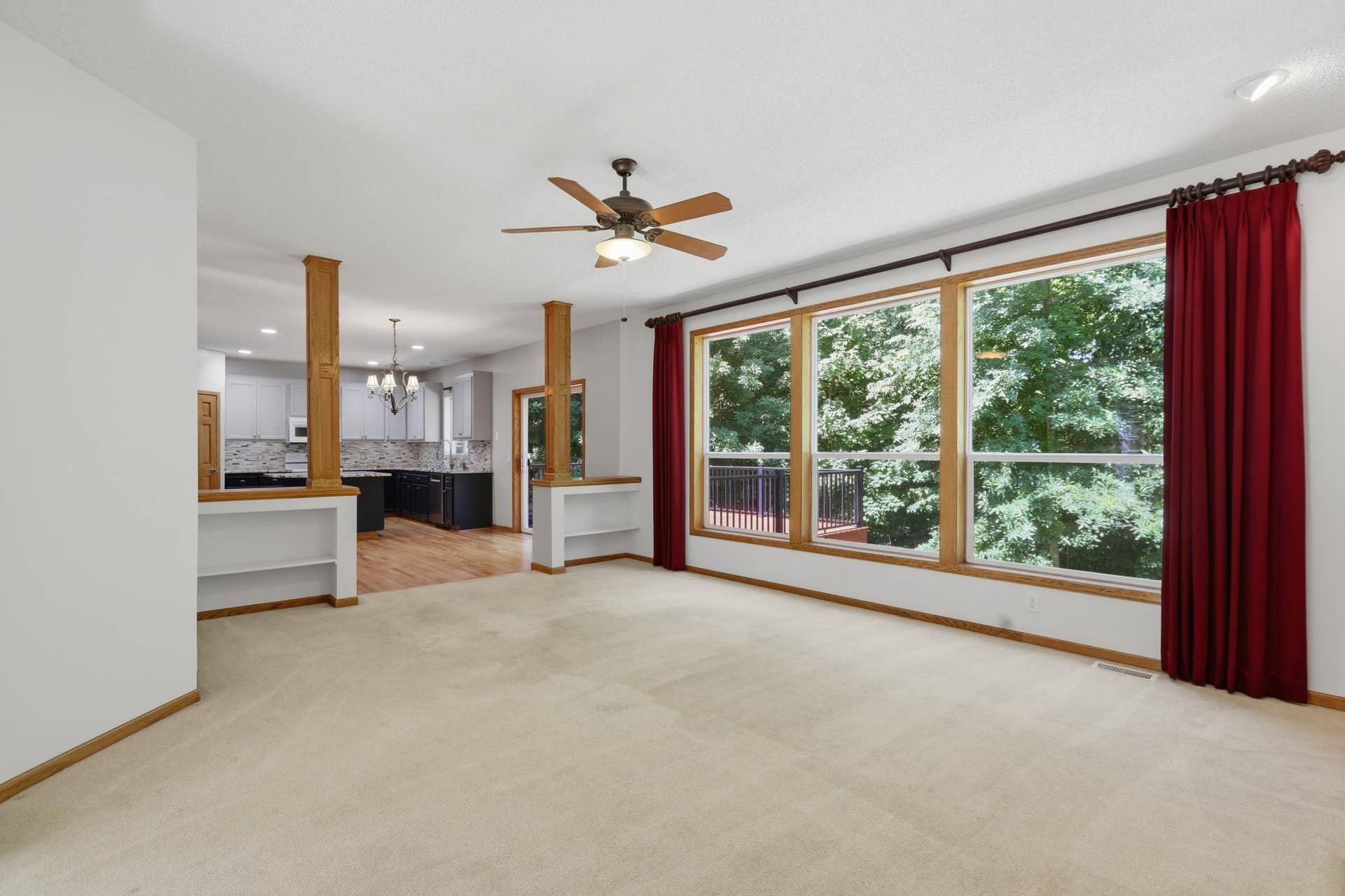 9142 Woodland Drive, Saint Bonifacius, MN 55375 Family Room