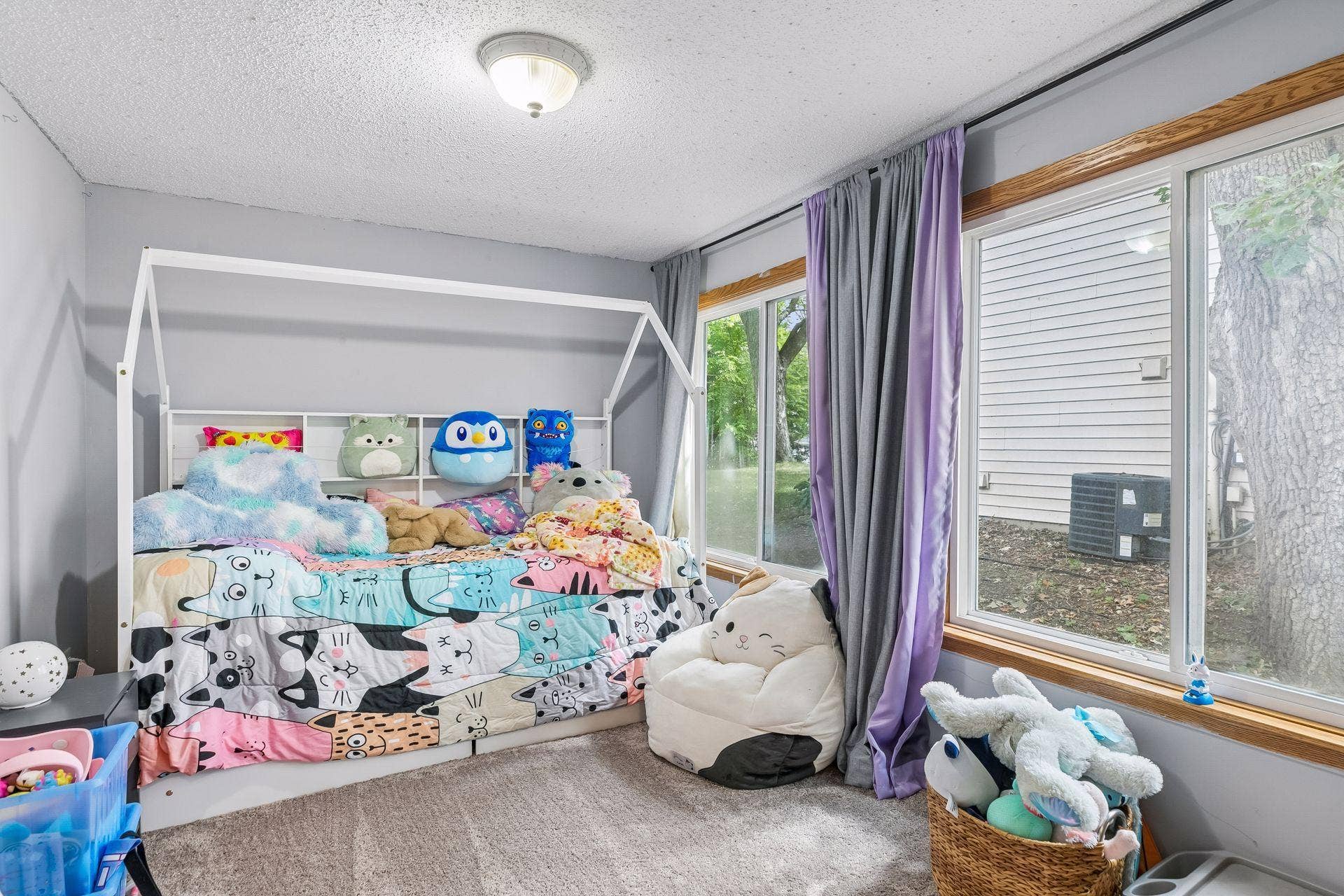 670 Goodwin Avenue N, Oakdale, MN 55128 670 Goodwin Avenue N, Oakdale, MN 55128