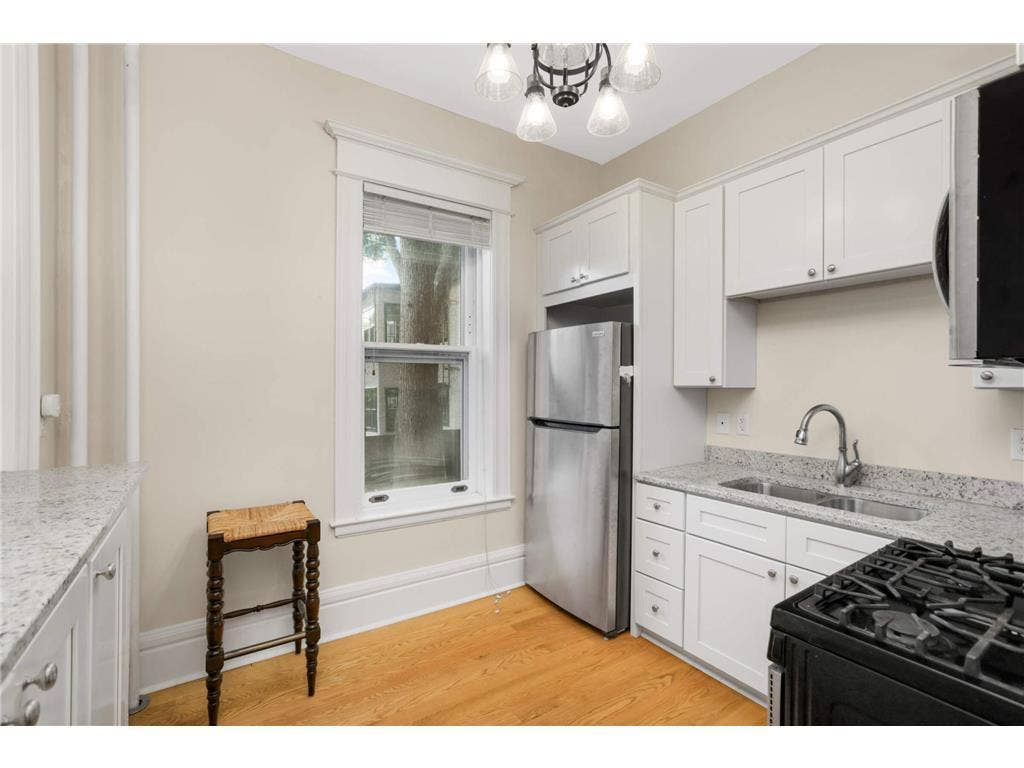 579 Summit Avenue, #105, 101, Saint Paul, MN 55102 579 Summit Avenue, #105, 101, Saint Paul, MN 55102