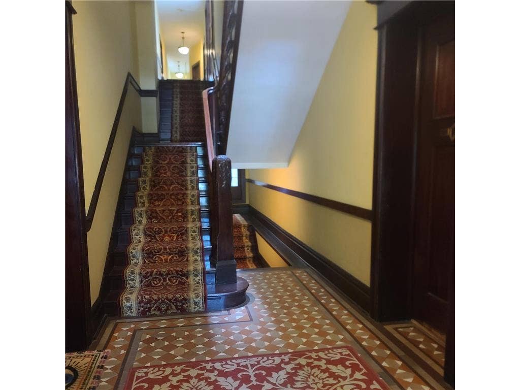 579 Summit Avenue, #105, 101, Saint Paul, MN 55102 579 Summit Avenue, #105, 101, Saint Paul, MN 55102