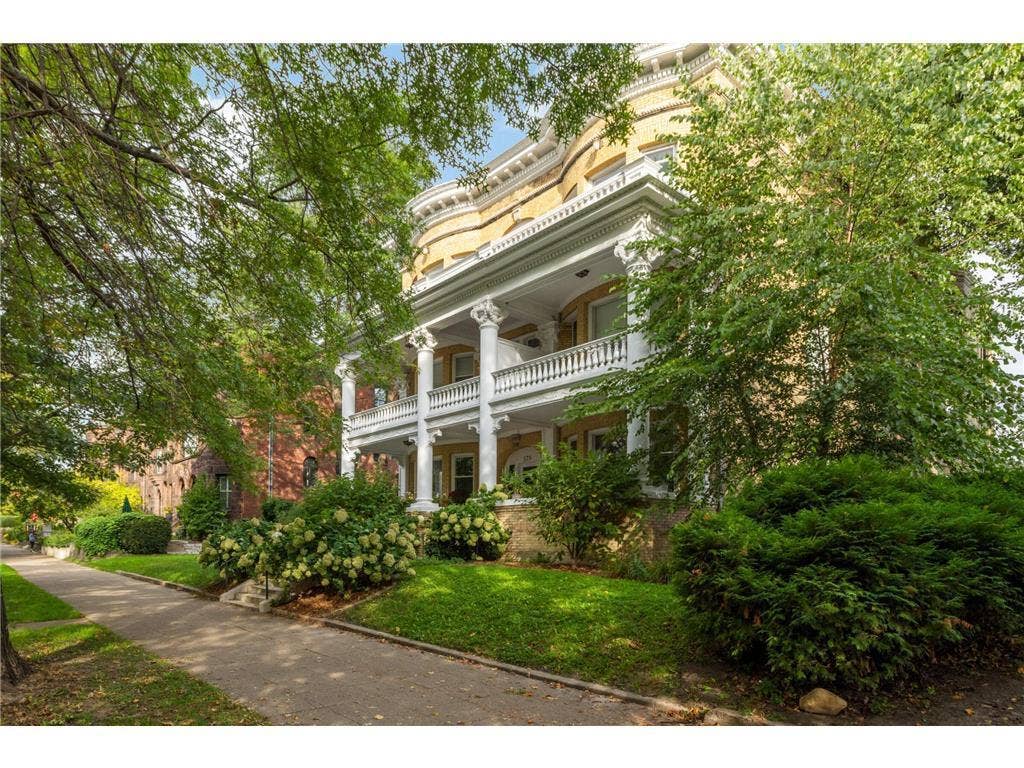 579 Summit Avenue, #105, 101, Saint Paul, MN 55102 579 Summit Avenue, #105, 101, Saint Paul, MN 55102