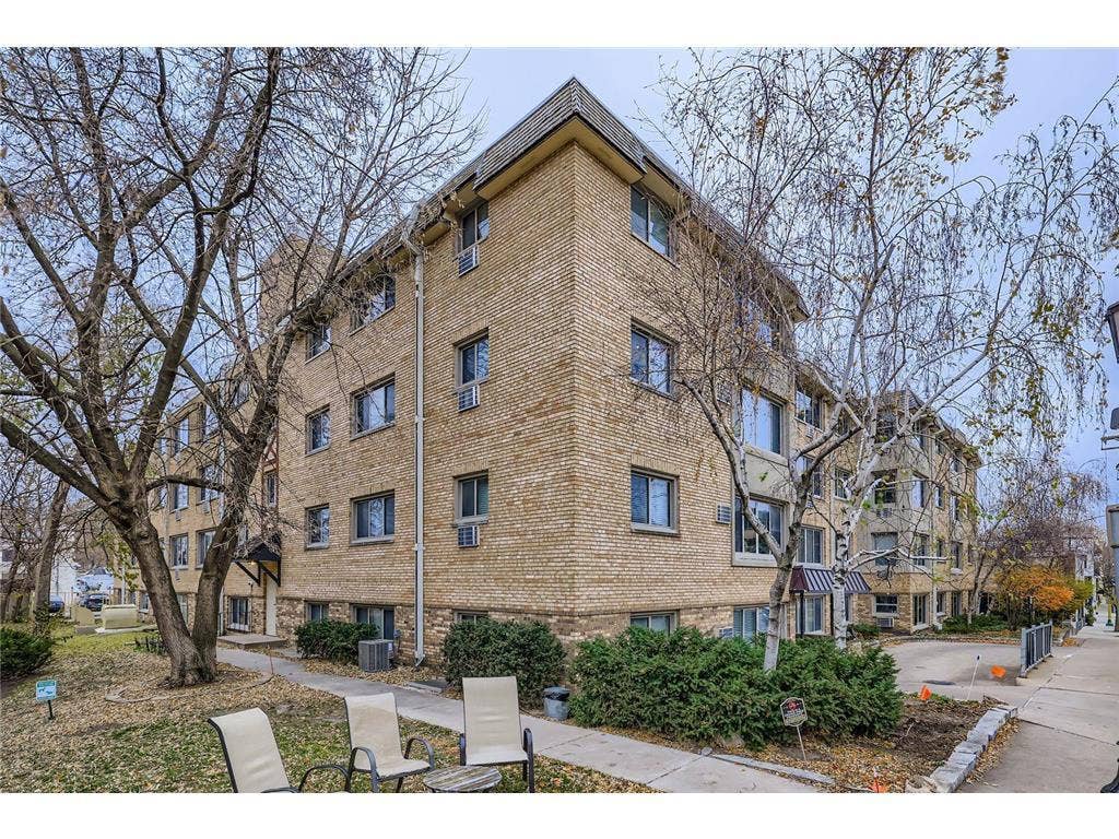 2727 W 43rd Street, #402, 42, Minneapolis, MN 55410 condo.jpg