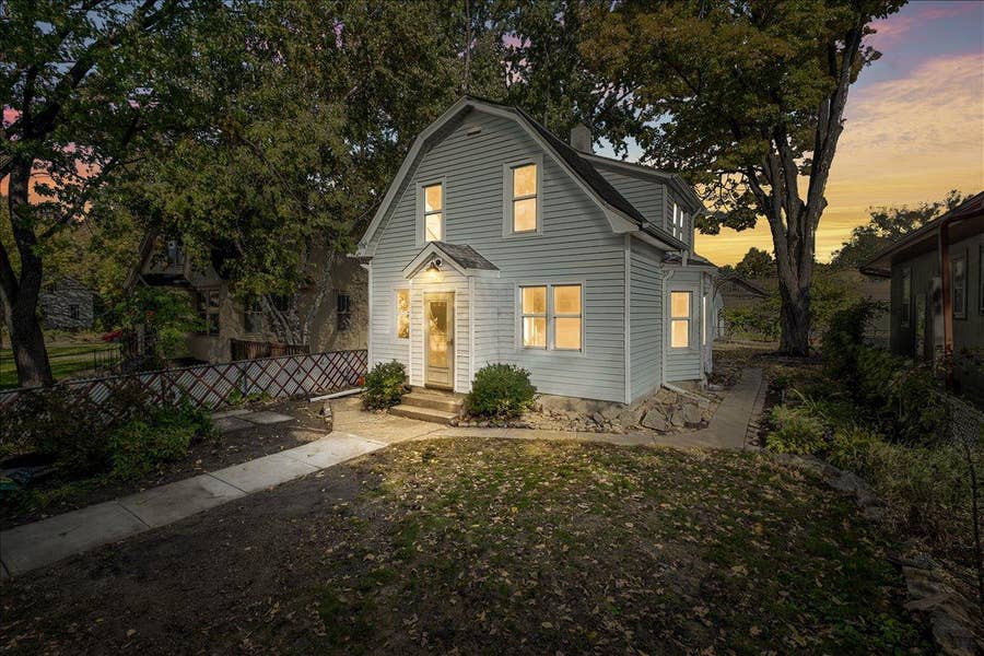 Property photo for 2909 41st Avenue S, Minneapolis, MN