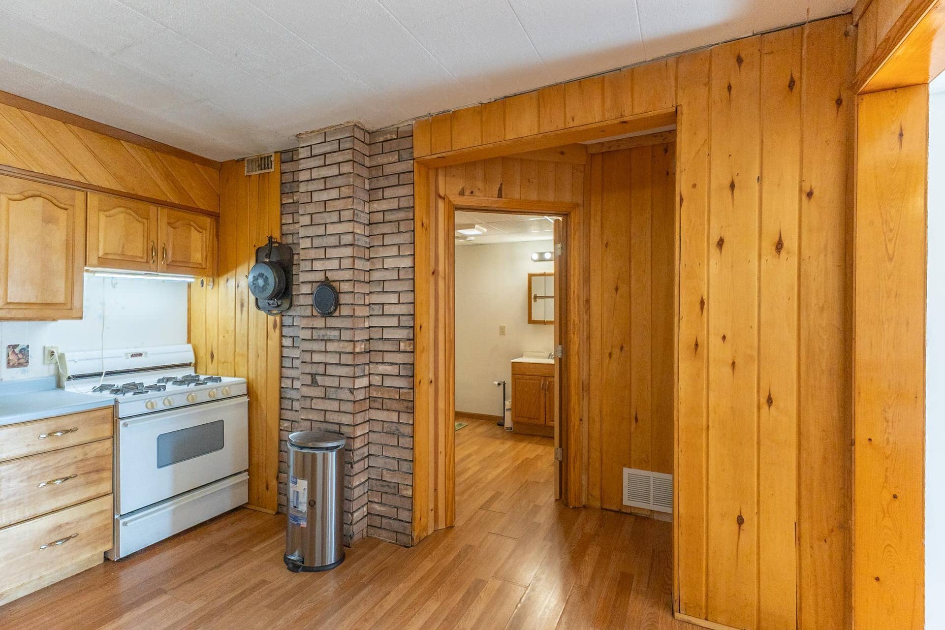 1311 3rd Street SE, Bemidji, MN 56601 1311 3rd St-15.jpg