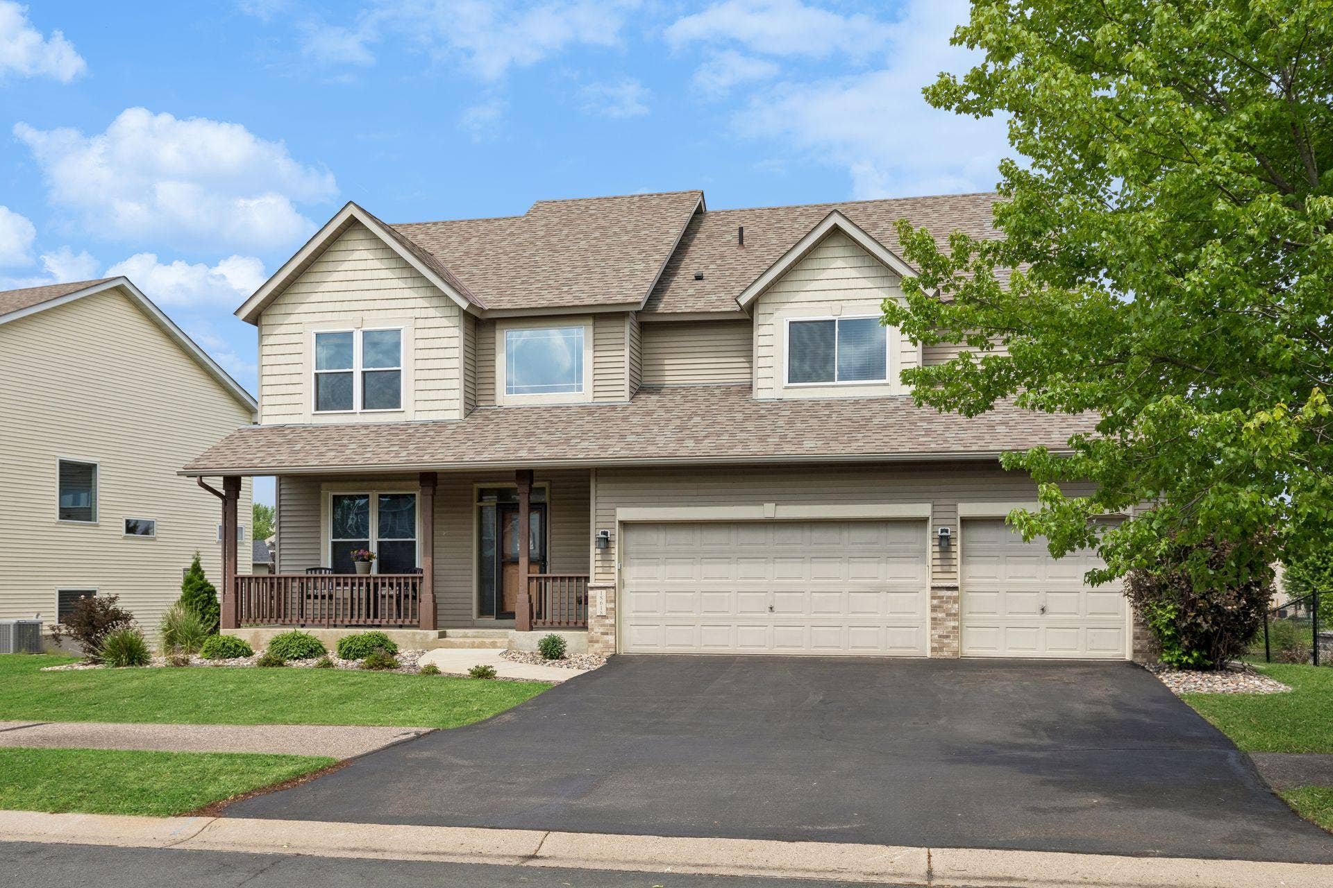 18618 Dunbury Avenue, Farmington, MN 55024