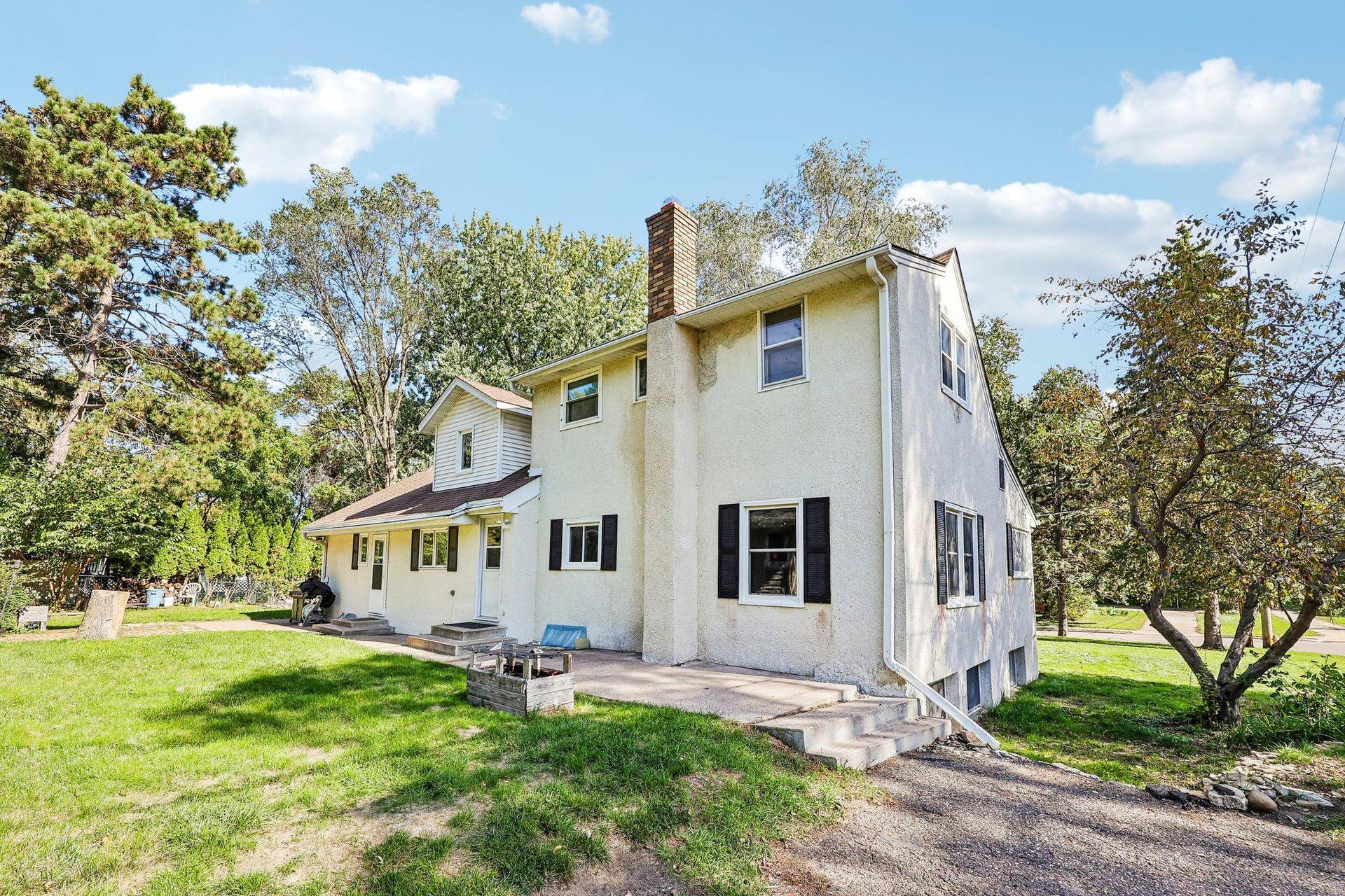 2347 Western Avenue N, Roseville, MN 55113 2347 Western Avenue N, Roseville, MN 55113