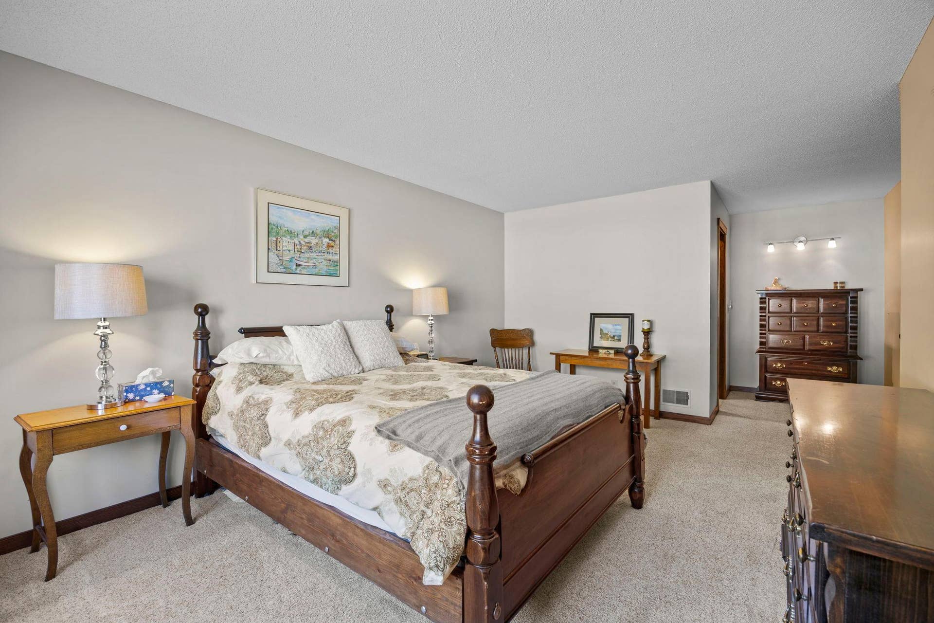 4146 Goldenrod Lane N, Plymouth, MN 55441 4146 Goldenrod Lane N, Plymouth, MN 55441